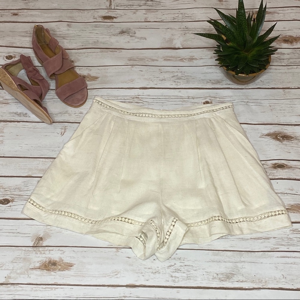 CIRANA Cotton/linen pleated high rise shorts Size Medium